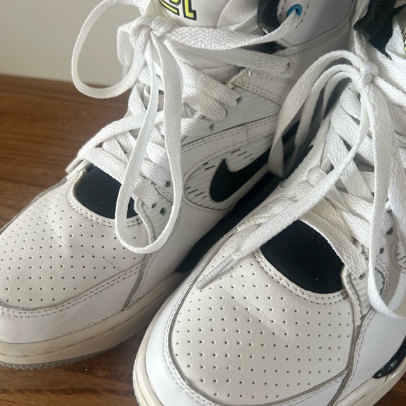 2014 Nike Air Command Force “Billy Hoyle” Sneakers main image 6